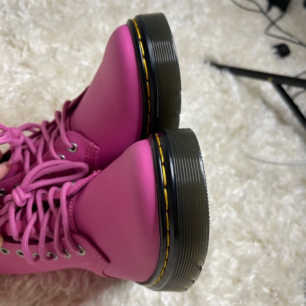 Brand New Dr. Martens  ZAVALA Thrift Pink Combat Boots – US Women 8 US Men 7 - Picture 5 of 6